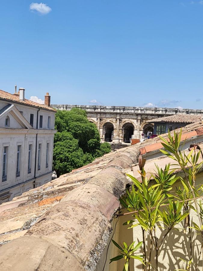La Dolce Vita Nimoise Terrasse 100 M Des Arenes Nîmes Buitenkant foto